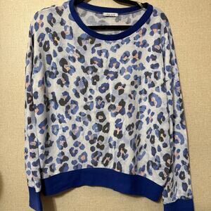 blue leopard longsleeve